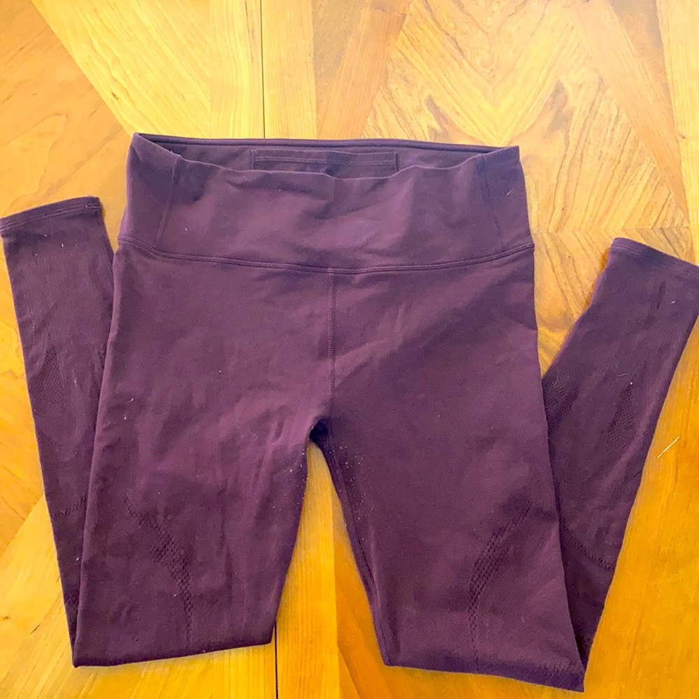 Lululemon size 12 maroon leggings